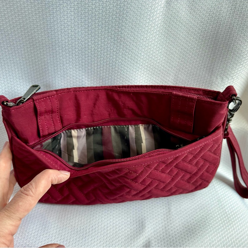 Lug Flyer Burgundy Quilted LOVE Wristlet - Picture 4 of 7